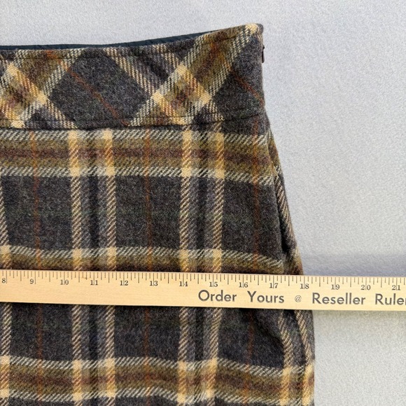 L.L.Bean Plaid Wool Blend A-Line Skirt Petite Size 10 Brown Green Classic - Picture 4 of 5